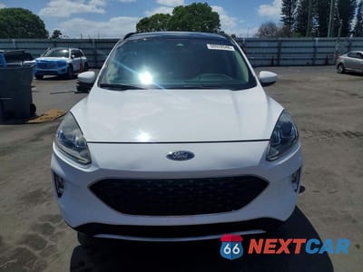 Piąte zdjęcie samochodu w środku: 2020 FORD ESCAPE SEL VIN:1FMCU0H66LUA35564 - miniatura