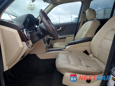 Zdjęcie 7 z 12 samochodu: 2015 MERCEDES-BENZ GLK 350 VIN:WDCGG5HB3FG428555 - miniatura