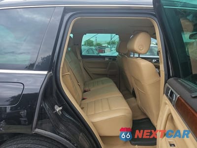 Zdjęcie 6 z 10 samochodu: 2008 VOLKSWAGEN TOUAREG 2 V8 VIN:WVGCB77L18D060577 - miniatura