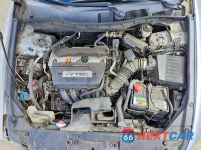 Zdjęcie 11 z 13 samochodu: 2009 HONDA ACCORD VIN:1HGCP26369A153481 - miniatura