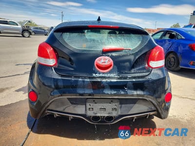 Zdjęcie 6 z 12 samochodu: 2016 HYUNDAI VELOSTER TURBO VIN:KMHTC6AE7GU255745 - miniatura