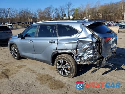Drugie zdjęcie samochodu z przodu: 2023 TOYOTA HIGHLANDER HYBRID XLE VIN:5TDKBRCH3PS119452 - miniatura