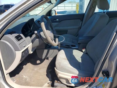 Zdjęcie 7 z 11 samochodu: 2010 FORD FUSION S VIN:3FAHP0GA8AR165816 - miniatura