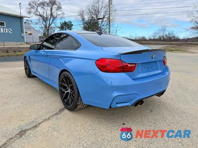 Trzecie zdjęcie samochodu z tyłu: 2017 BMW M4 VIN:WBS3R9C58HK709203 - miniatura