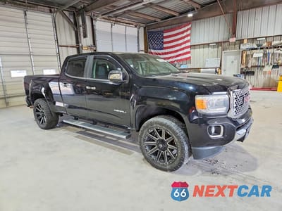 Czwarte zdjęcie samochodu z boku: 2018 GMC CANYON DENALI 4WD 2.8L 4C TDSL VIN:1GTP6EE14J1125834 - miniatura