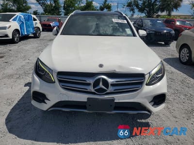 Piąte zdjęcie samochodu w środku: 2019 MERCEDES-BENZ GLC 300 4MATIC VIN:WDC0G4KB8KV185075 - miniatura