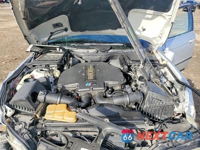 Zdjęcie 11 z 12 samochodu: 2000 BMW M5 VIN:WBSDE9345YBZ94854 - miniatura