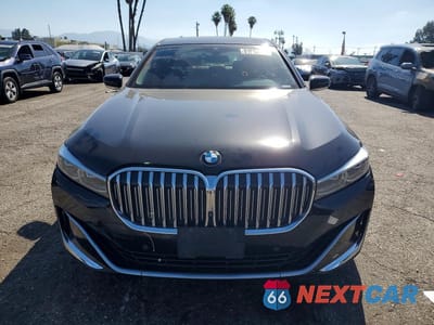 Piąte zdjęcie samochodu w środku: 2020 BMW 740 I VIN:WBA7T2C01LGL17923 - miniatura