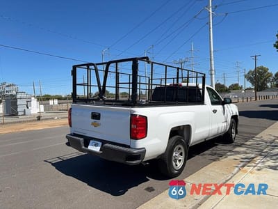 Czwarte zdjęcie samochodu z boku: 2018 CHEVROLET SILVERADO C1500 VIN:1GCNCNEC9JZ240397 - miniatura