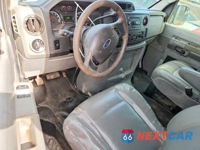 Zdjęcie 8 z 14 samochodu: 2014 FORD ECONOLINE E150 VAN VIN:1FTNE1EW5EDB12044 - miniatura