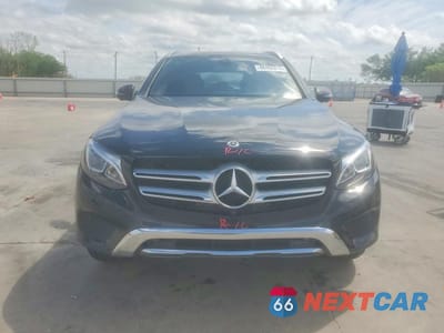 Piąte zdjęcie samochodu w środku: 2018 MERCEDES-BENZ GLC 300 VIN:WDC0G4JB7JV102235 - miniatura