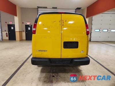 Zdjęcie 6 z 13 samochodu: 2019 CHEVROLET EXPRESS 2500 CARGO DELIVERY VAN VIN:1GCWGAFP9K1336775 - miniatura