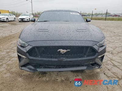 Piąte zdjęcie samochodu w środku: 2019 FORD MUSTANG GT VIN:1FA6P8CF2K5153138 - miniatura
