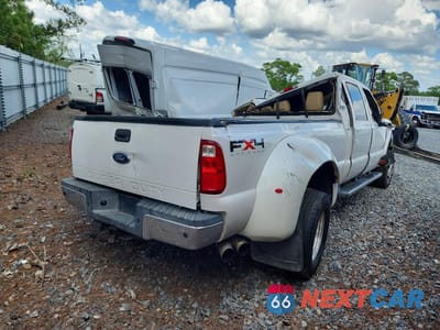 Trzecie zdjęcie samochodu z tyłu: 2011 FORD F350 SUPER DUTY VIN:1FT8W3DT9BEC39947 - miniatura