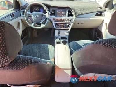 Zdjęcie 8 z 12 samochodu: 2016 HYUNDAI SONATA SE VIN:5NPE24AF1GH331497 - miniatura