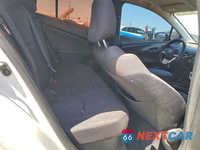Zdjęcie 10 z 13 samochodu: 2017 TOYOTA PRIUS TWO VIN:JTDKBRFU6H3574923 - miniatura