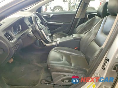 Zdjęcie 7 z 12 samochodu: 2015 VOLVO V60 PREMIER VIN:YV140MEK1F1255062 - miniatura