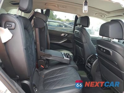 Zdjęcie 11 z 13 samochodu: 2024 BMW X7 XDRIVE40I VIN:5UX23EM00R9T80911 - miniatura