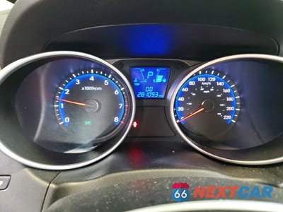 Zdjęcie 9 z 13 samochodu: 2012 HYUNDAI TUCSON GL VIN:KM8JTCAC2CU495428 - miniatura