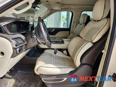 Zdjęcie 7 z 13 samochodu: 2019 LINCOLN NAVIGATOR BLACK LABEL VIN:5LMJJ2TT6KEL01681 - miniatura