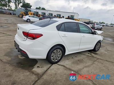 Trzecie zdjęcie samochodu z tyłu: 2019 KIA RIO S VIN:3KPA24AB9KE205638 - miniatura
