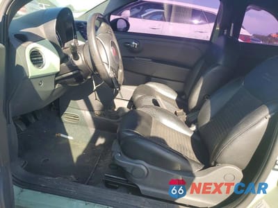 Zdjęcie 7 z 12 samochodu: 2015 FIAT 500 SPORT VIN:3C3CFFBR2FT579843 - miniatura