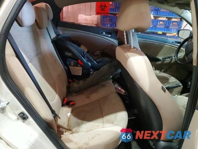 Zdjęcie 10 z 11 samochodu: 2017 HYUNDAI ACCENT SE VIN:KMHCT4AE2HU202893 - miniatura