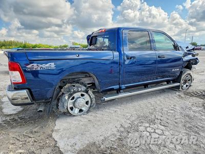Trzecie zdjęcie samochodu z tyłu: 2022 RAM 2500 TRADESMAN VIN:3C6UR5CJ4NG149224 - miniatura