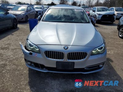 Piąte zdjęcie samochodu w środku: 2016 BMW 528 XI VIN:WBA5A7C55GG642876 - miniatura