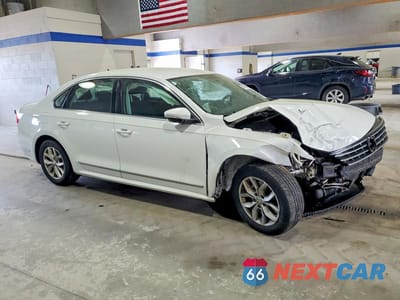 Czwarte zdjęcie samochodu z boku: 2016 VOLKSWAGEN PASSAT S VIN:1VWAS7A3XGC029074 - miniatura