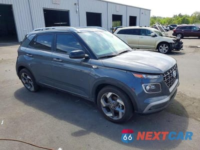 Czwarte zdjęcie samochodu z boku: 2024 HYUNDAI VENUE LIMITED VIN:KMHRC8A30RU326968 - miniatura