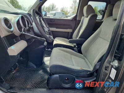 Zdjęcie 7 z 12 samochodu: 2008 HONDA ELEMENT EX VIN:5J6YH28758L012772 - miniatura