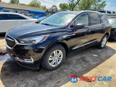 2018 BUICK ENCLAVE ESSENCE 5GAERBKW4JJ135701 - główne zdjęcie licytacji z USA - miniatura