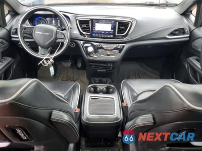 Zdjęcie 8 z 13 samochodu: 2019 CHRYSLER PACIFICA LIMITED VIN:2C4RC1GG8KR597611 - miniatura