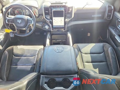 Zdjęcie 8 z 12 samochodu: 2023 RAM 1500 LARAMIE VIN:1C6SRFJM0PN557529 - miniatura