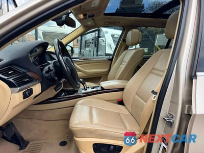 Zdjęcie 12 z 12 samochodu: 2013 BMW X5 XDRIVE50I VIN:5UXZV8C52DL426841 - miniatura