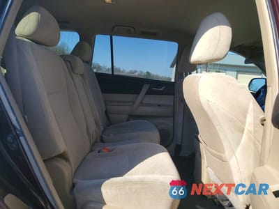 Zdjęcie 11 z 13 samochodu: 2012 TOYOTA HIGHLANDER BASE VIN:5TDBK3EH3CS098655 - miniatura