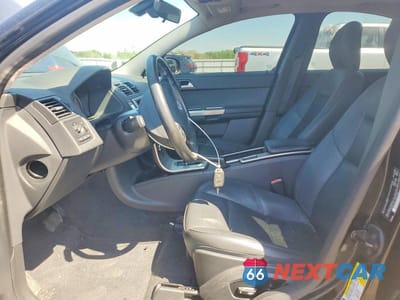 Zdjęcie 7 z 12 samochodu: 2009 VOLVO S40 2.4I VIN:YV1MS382392463359 - miniatura