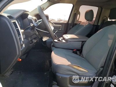 Zdjęcie 7 z 12 samochodu: 2017 RAM 1500 SLT VIN:1C6RR7GG8HS787246 - miniatura