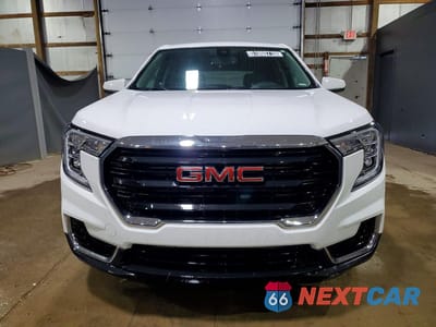 Piąte zdjęcie samochodu w środku: 2024 GMC TERRAIN SLE VIN:3GKALMEGXRL298036 - miniatura