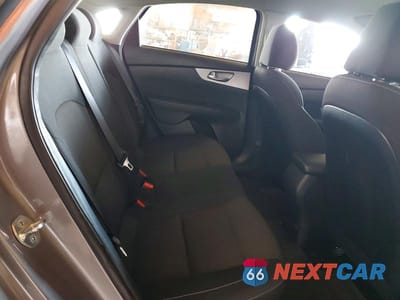 Zdjęcie 10 z 12 samochodu: 2024 KIA FORTE LXS VIN:3KPF24AD2RE724726 - miniatura