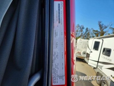 Zdjęcie 10 z 10 samochodu: 2024 VOLVO VNL SEMI TRUCK VIN:4V4NC9EH0RN661452 - miniatura