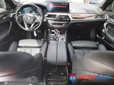 Zdjęcie 8 z 13 samochodu: 2022 BMW 530 I VIN:WBA53BH06NCK23434 - miniatura