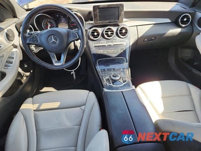 Zdjęcie 8 z 12 samochodu: 2018 MERCEDES-BENZ C 300 VIN:55SWF4JB6JU241062 - miniatura