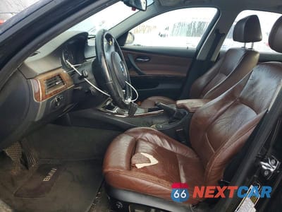 Zdjęcie 7 z 11 samochodu: 2006 BMW 325 I VIN:WBAVB135X6PT16516 - miniatura