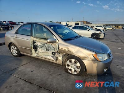Czwarte zdjęcie samochodu z boku: 2006 KIA SPECTRA EX VIN:KNAFE121865281965 - miniatura