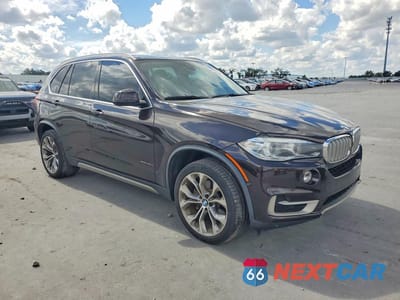 Czwarte zdjęcie samochodu z boku: 2016 BMW X5 XDR40E VIN:5UXKT0C55G0F75391 - miniatura