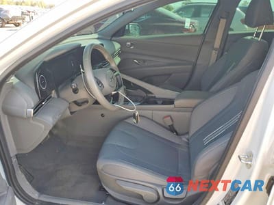 Zdjęcie 7 z 12 samochodu: 2023 HYUNDAI ELANTRA SEL VIN:5NPLS4AG8PH097536 - miniatura