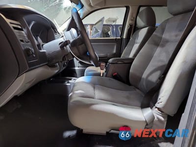 Zdjęcie 7 z 13 samochodu: 2011 DODGE DAKOTA SLT VIN:1D7RW3GK9BS686972 - miniatura