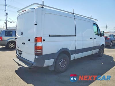 Trzecie zdjęcie samochodu z tyłu: 2011 MERCEDES-BENZ SPRINTER 2500 VIN:WD3PE7CC3B5595344 - miniatura